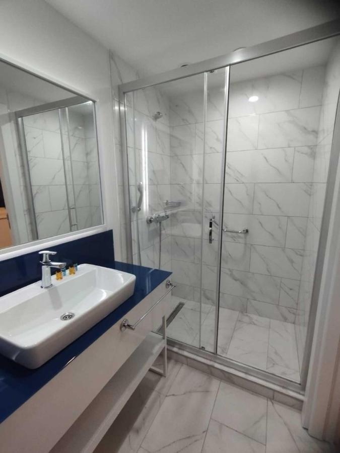 Luxe Apartment Batumi Sea Front Zewnętrze zdjęcie